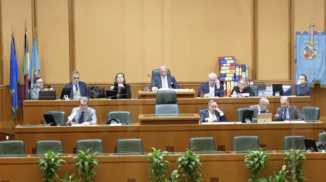 Lazio, in Consiglio Regionale confronto sugli emendamenti alla manovra