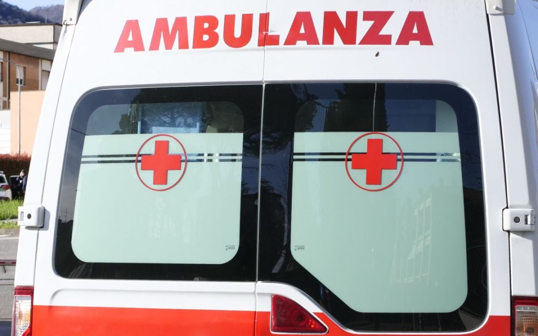 Spari da un’auto, 33enne ferita a Palermo