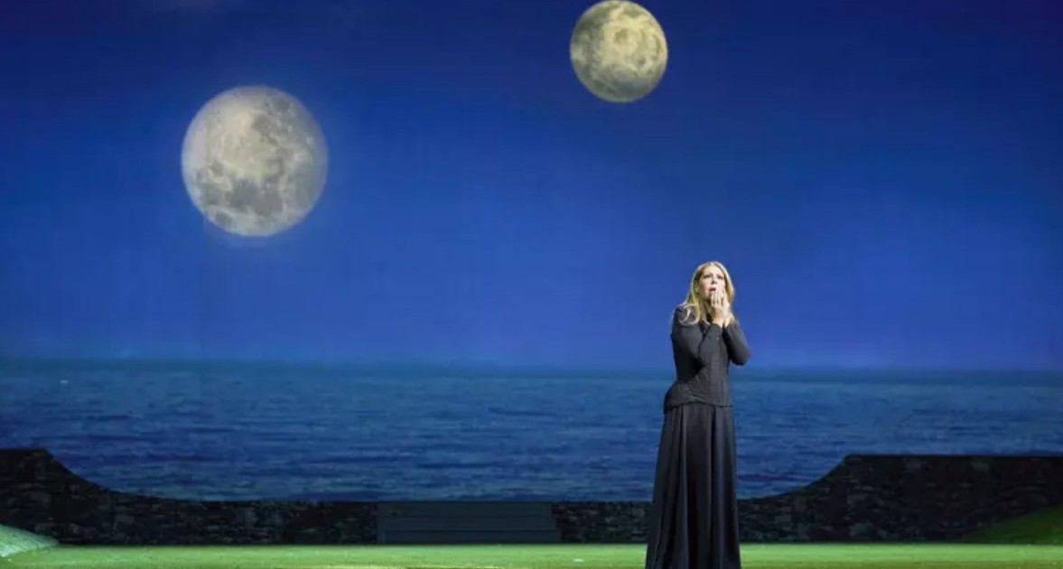 Al San Carlo di Napoli, il 6 dicembre debutta la Medea di Martone