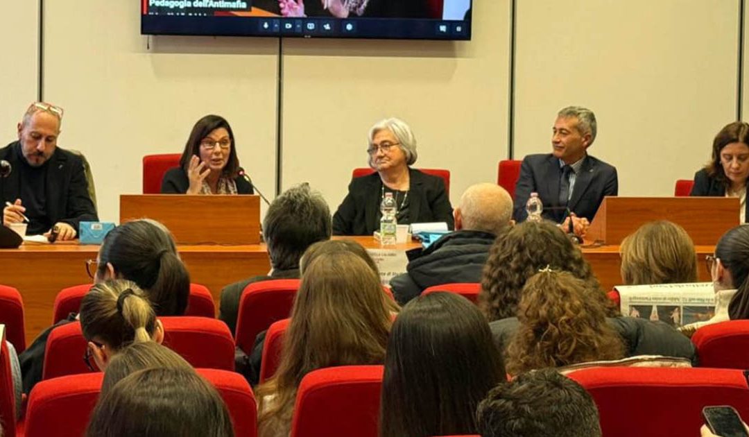 Rosy Bindi spiega la pedagogia antimafia di don Milani