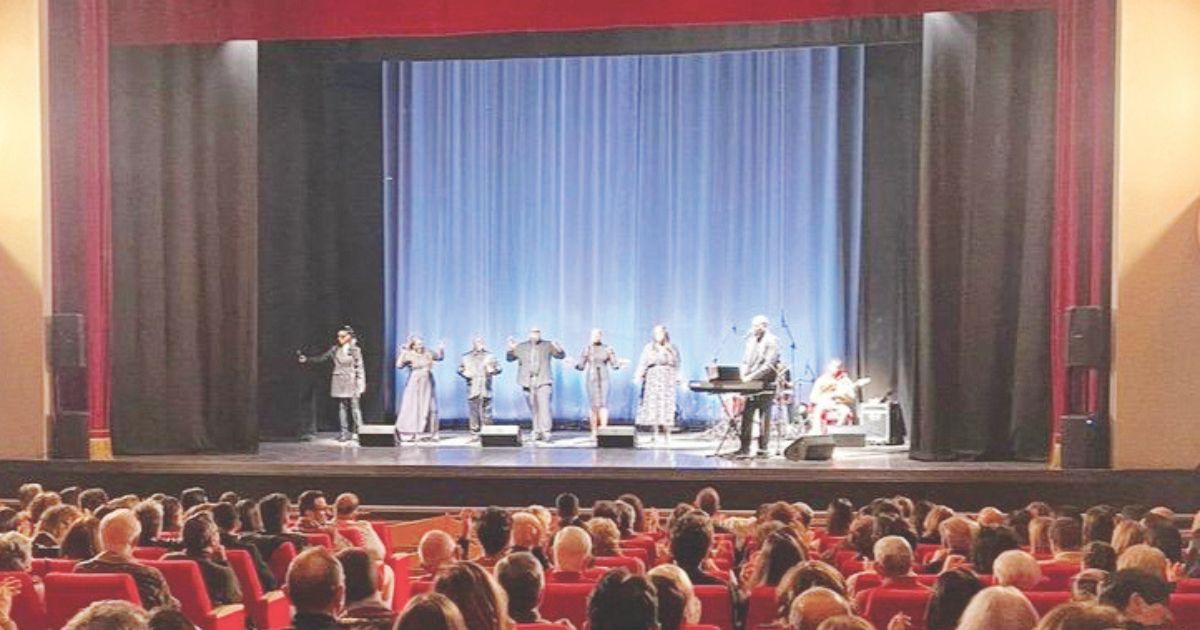 https://www.quotidianodelsud.it/wp-content/uploads/2025/12/gospel-teatro-vibo.jpg