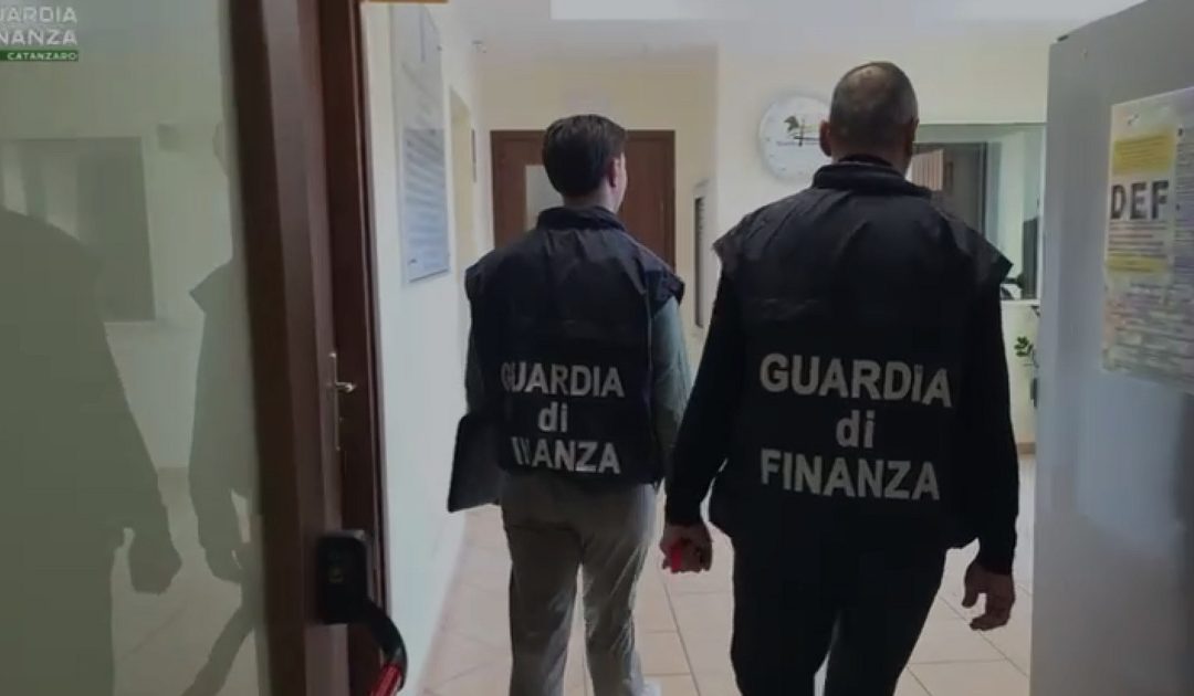 Soverato, Slot truccate: sequestrato oltre un milione di euro al titolare di un bar