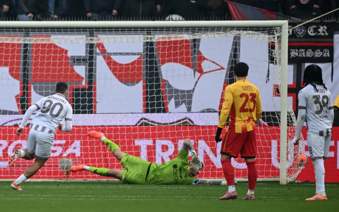 Bonazzoli e Sanabria, la Cremonese continua a volare: Lecce sconfitto 2-0
