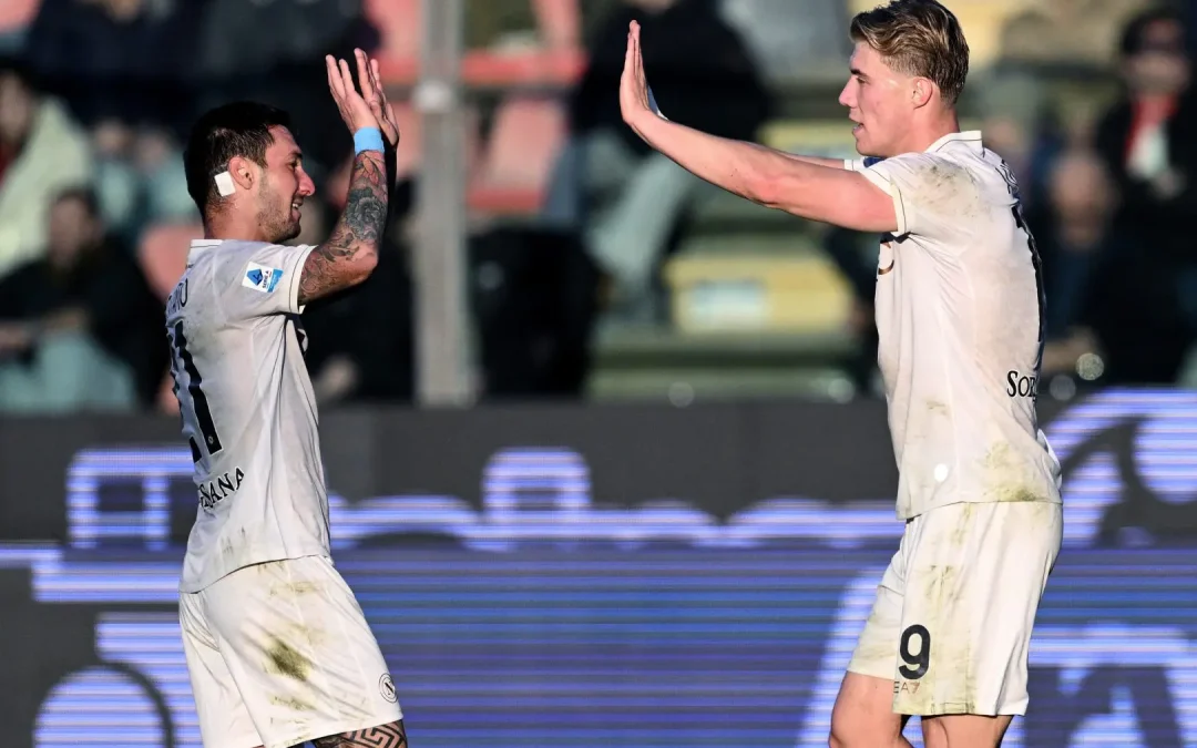 Hojlund non si ferma più, il Napoli non sbaglia: Cremonese sconfitta 2-0