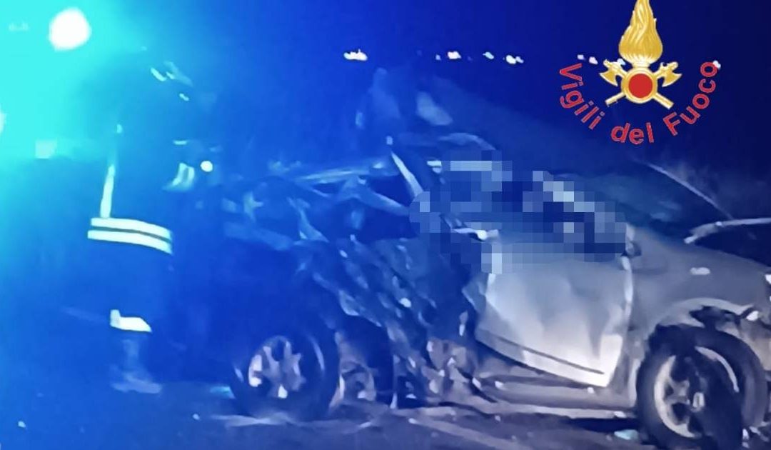 Belcastro, fuori pericolo uno dei 3 feriti dell’incidente mortale sulla Ss 106