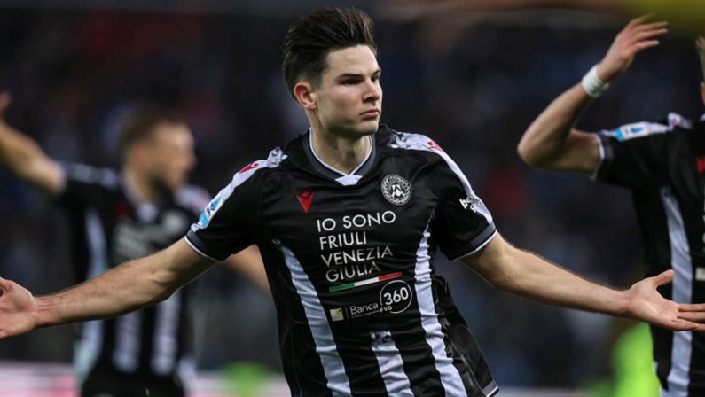 Serie A, il Napoli cade con l’Udinese, decide una magia di Ekkelenkamp