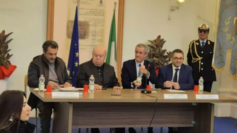 Sala Consilina, conferita la cittadinanza onoraria a Lino Banfi