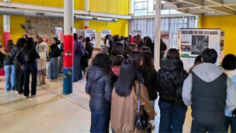 A Cosenza la mostra Senzatomica per un mondo libero da armi nucleari