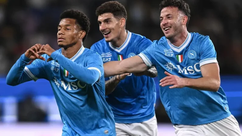 Il Napoli vince la Supercoppa Italiana 2025, Bologna battuto 2-0 a Riyadh