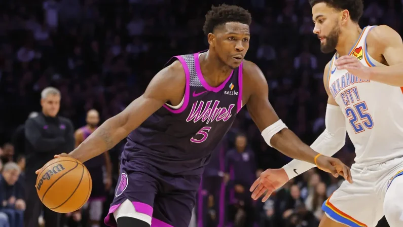 Minnesota ferma OKC nella notte Nba, Boston vince su Miami