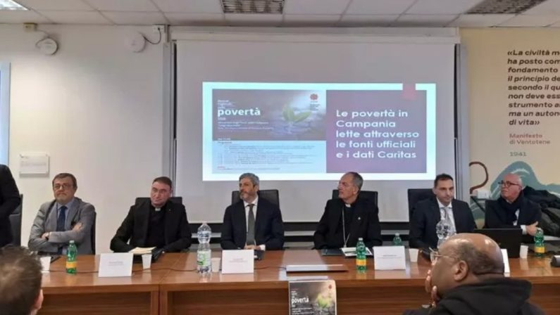 Povertà in Campania: il 43% dei cittadini vulnerabile, il 13% rinuncia alle cure