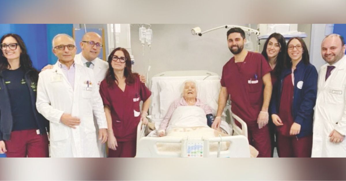 https://www.quotidianodelsud.it/wp-content/uploads/2025/12/salvata-da-infarto-a-104-anni-equipe-san-carlo-potenza.jpg