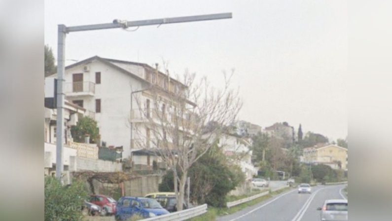 Acquappesa, il sorpassometro che multa solo a senso unico
