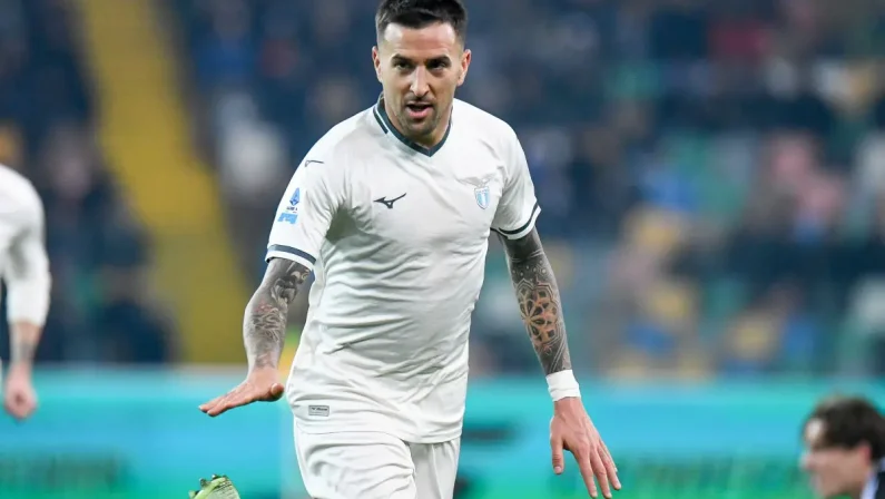 Serie A, Udinese-Lazio 1-1, Davis allo scadere risponde a Vecino