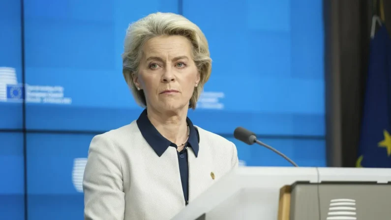 Von der Leyen “Ue al fianco iraniani che chiedono libertà”