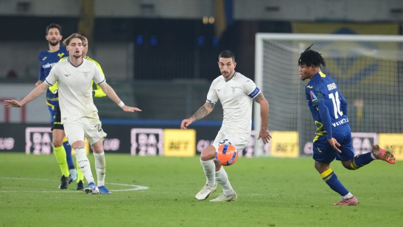 Verona-Lazio 0-1, al Bentegodi decide l’autorete di Nelsson