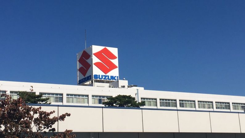 Nel 2025 Suzuki consolida la quota del 2% e si prepara a nuove sfide