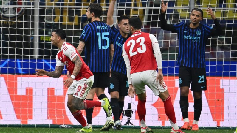 L’Arsenal sa solo vincere, Inter battuta 3-1 a San Siro
