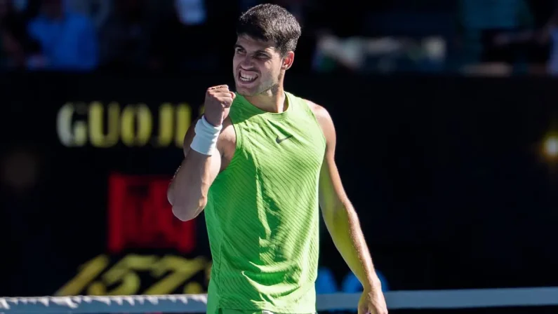 Alcaraz e Sabalenka al terzo turno degli Australian Open, attesa per Paolini