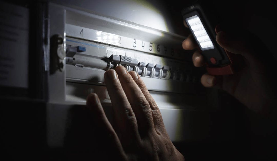 Black out a raffica a Vibo e Vibo Marina: disagi e proteste 