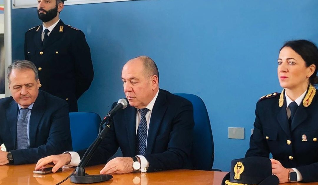 La conferenza stampo di Antonio Borelli