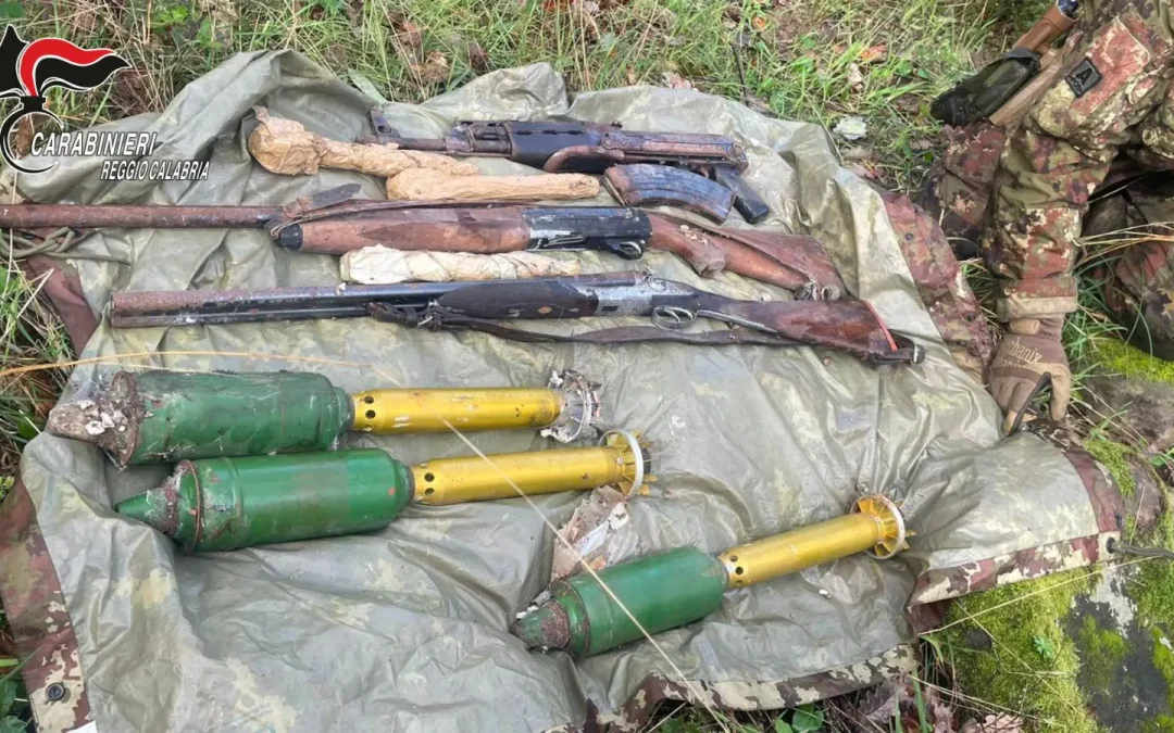 Scoperto un arsenale in Aspromonte, sequestrati razzi e armi da guerra
