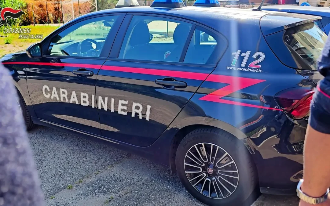 Delianuova, officina “fantasma” trasformata in discarica: sequestrata
