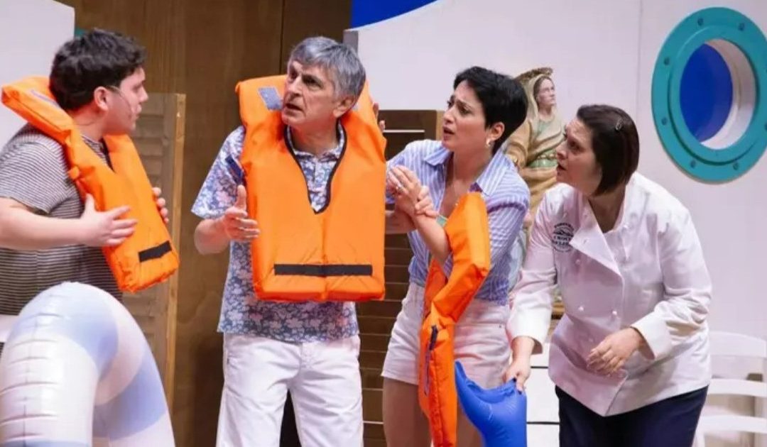 “Ogni promessa è debito”, dal palco alla prima serata: Salemme fa vivere il teatro