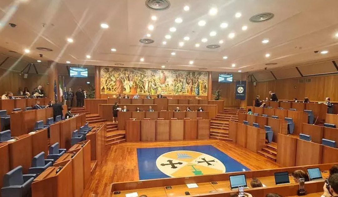 Emergenza sanità in Calabria, i medici pensionati tornano in corsia