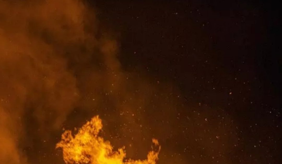 Rocchetta Sant’Antonio accende i falò per Sant’Antonio Abate: tra leggenda e temi sociali