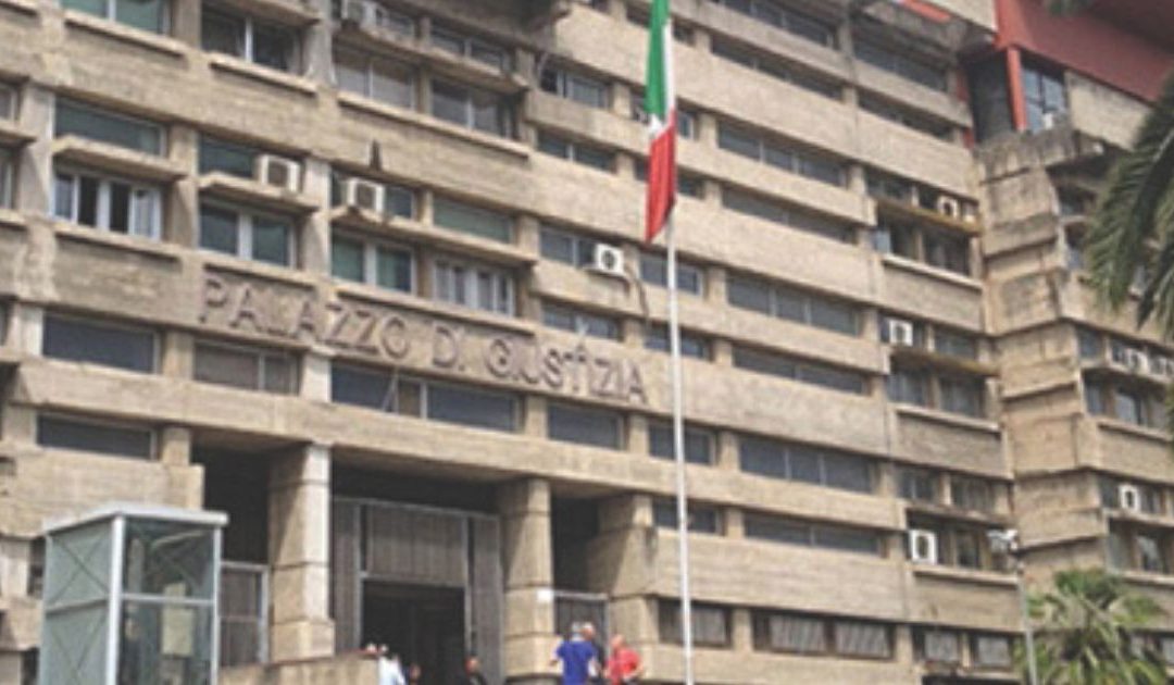 Il Tribunale di Cosenza (foto d'archivio)