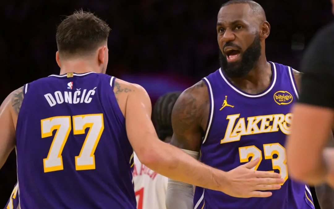 Doncic e LeBron James trascinano i Lakers, Spurs sconfitti a Memphis: i risultati Nba