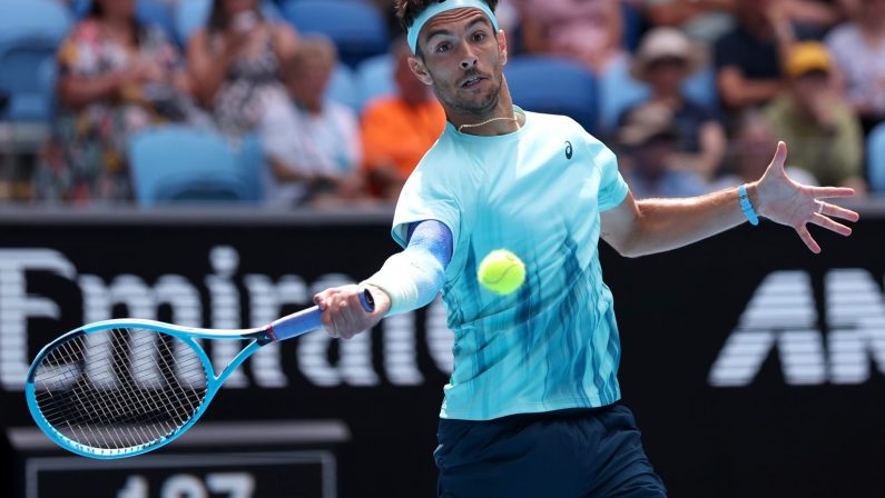 Australian Open, Musetti e Darderi al terzo turno. Maestrelli ko con Djokovic, attesa per Sinner