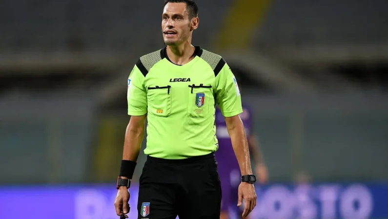 Serie A, gli arbitri della 22esima giornata: Mariani per Juve-Napoli, Roma-Milan a Colombo