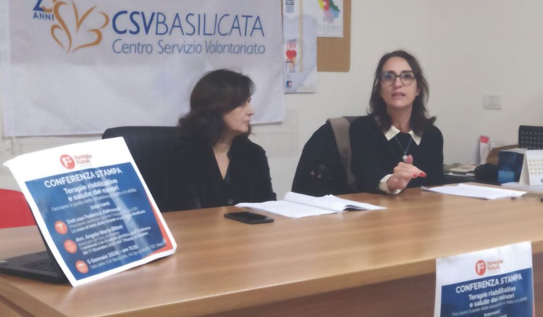 Federica Aldrovandi (a destra) e l’avvocato Angela Bitonti