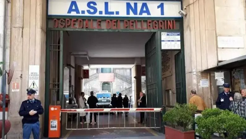 Napoli, agguato in centro: 22enne ferito a colpi di pistola