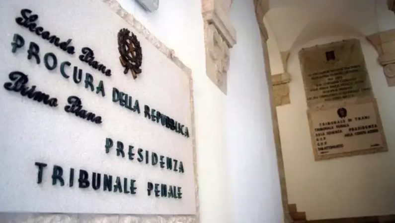 Indagato per corruzione il Presidente della provincia di Bat