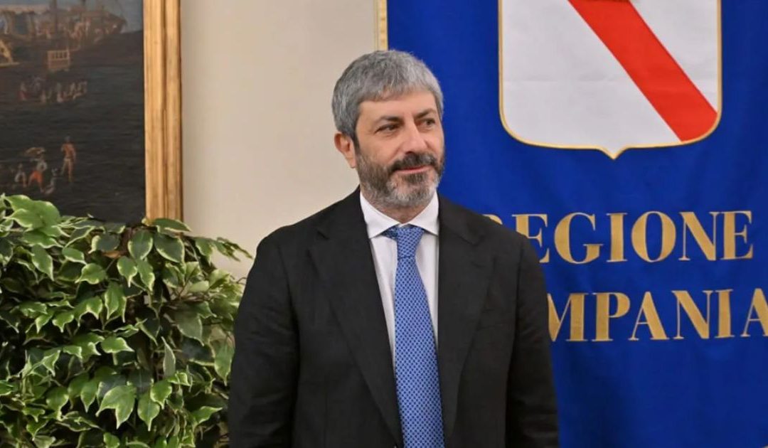Campania, Fico presenta i componenti della Giunta in Consiglio regionale