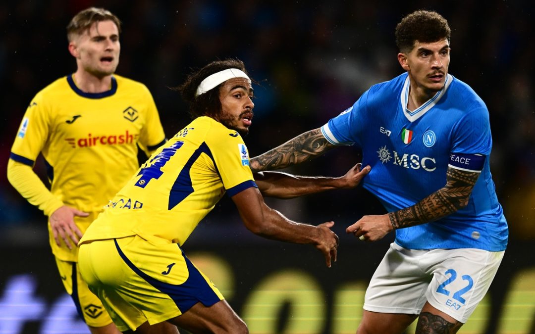 Napoli di rimonta, ma non basta: il Verona strappa il 2-2 al Maradona