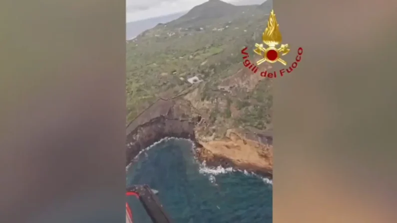 Maltempo, oltre 3.250 interventi dei Vigili del Fuoco in sei giorni tra Sicilia, Sardegna e Calabria