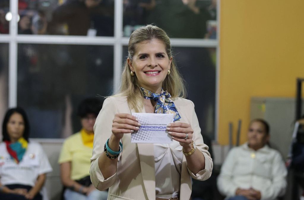 Costa Rica, la conservatrice Laura Fernandez vince le presidenziali