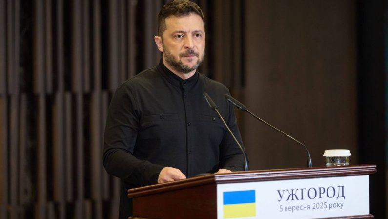 Ucraina, Zelensky “Attendiamo la reazione dell’America agli attacchi russi”