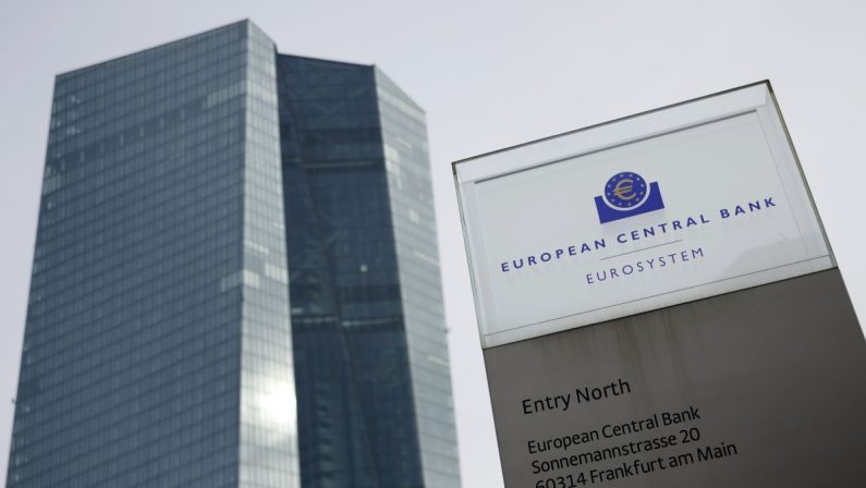 La Bce lascia invariati i tassi d’interesse