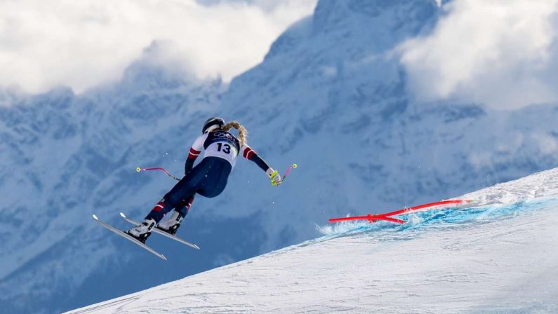 Terzo intervento chirurgico per Lindsey Vonn “Sto facendo progressi”