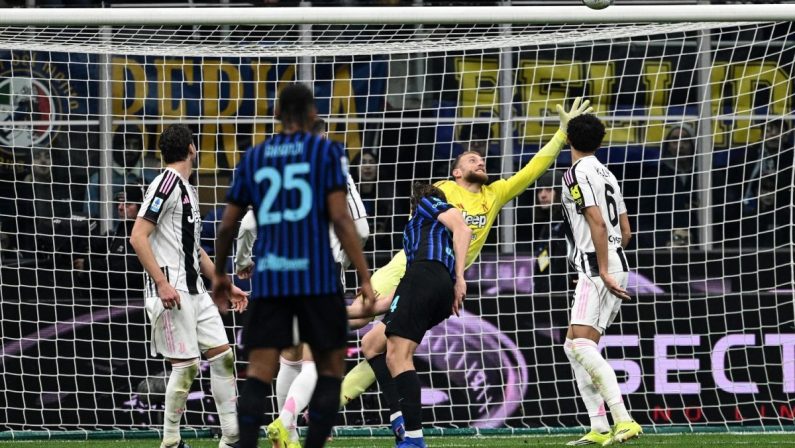 L’Inter piega 3-2 la Juve e prova la fuga in vetta