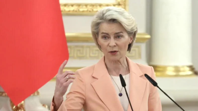 Von der Leyen “La pace sia alle condizioni dell’Ucraina”