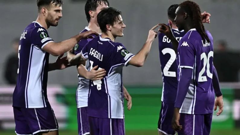 Fiorentina agli ottavi di Conference, ma quanta fatica con lo Jagiellonia