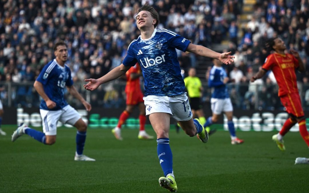 Il Como non si ferma, va sotto e poi rimonta il Lecce: finisce 3-1 al Sinigaglia