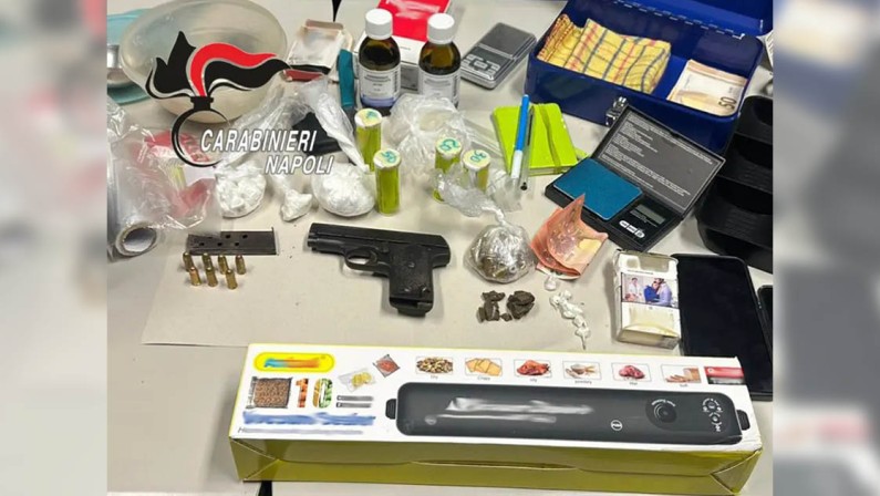 In B&B con droga e pistola clandestina, arrestato 43enne a Boscoreale