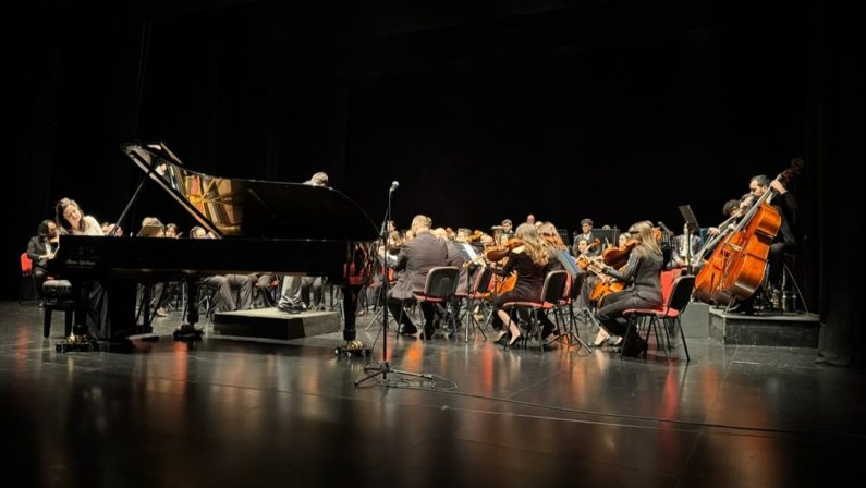 La pianista Zlata Chochieva racconta il concerto con l’Orchestra Sinfonica Brutia al TAU di Rende